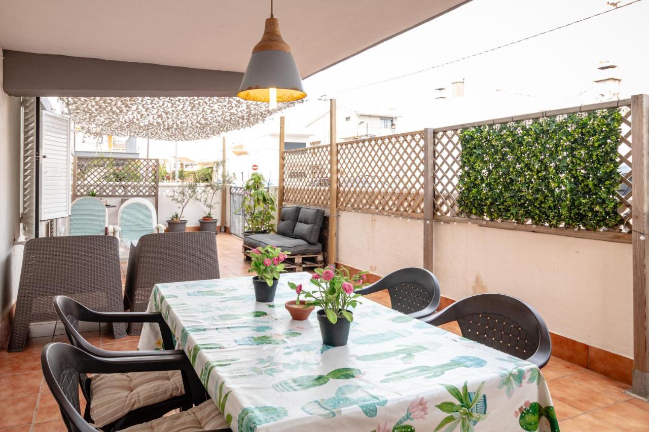 Super Apartamento A Un Paso Del Mar Oliva Εξωτερικό φωτογραφία